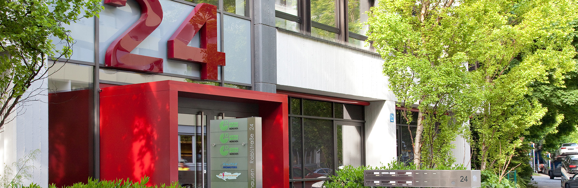 The Goethe-Institut Munich взрослые