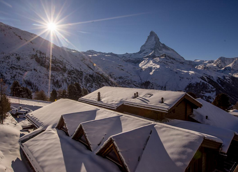 Hotel Riffelalp Resort 2222m  5